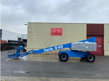 Telescopic boom GENIE