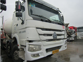 Concrete mixer truck HOWO 380: picture 1