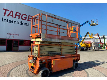 Scissor lift