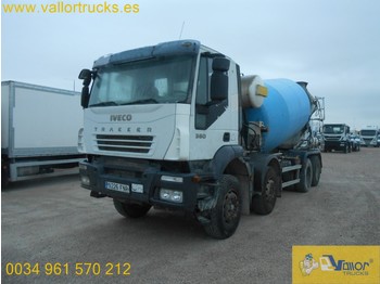 Concrete mixer truck IVECO AD340T36B: picture 1