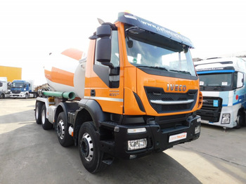 Concrete mixer truck Iveco Ad 340 tb: picture 2