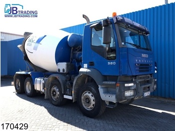 Concrete mixer truck Iveco Trakker 380 8x4, Baryval mixer, Steel suspension, Manual, Airco: picture 1