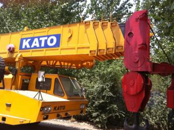 Mobile crane KATO NK 1200S: picture 1