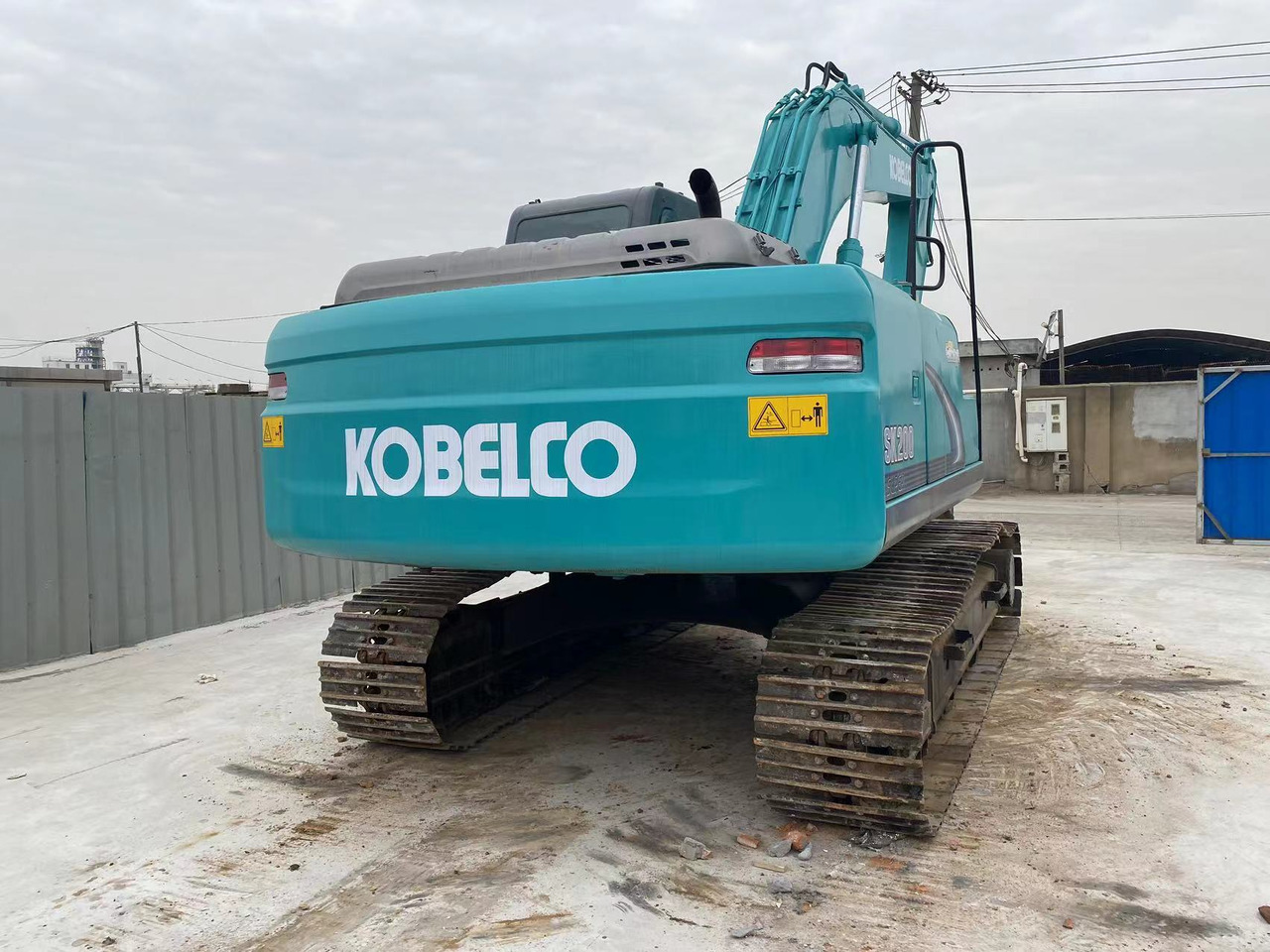 New Excavator KOBELCO USED SK200 IN GOOD CONDITION ON SALE: picture 6