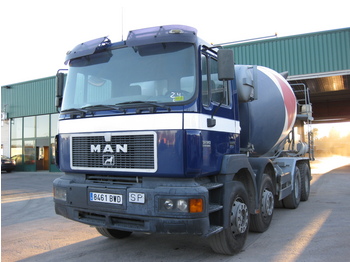 Concrete mixer truck MAN 32.343: picture 1