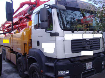 Concrete pump truck MAN 41.440 TGA: picture 1