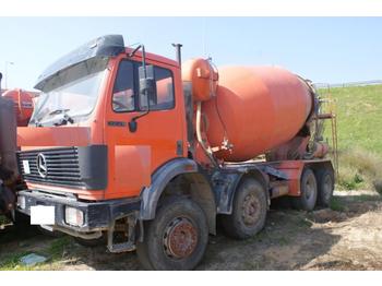 Concrete mixer truck MERCEDES 3234: picture 1