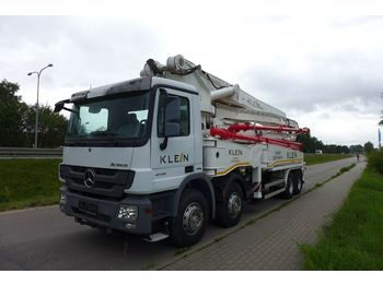 Concrete pump truck, Truck Mercedes-Benz  4141 8x4 KLEIN 47 m: picture 1