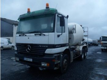 Concrete mixer truck Mercedes Benz Actros 2631: picture 1