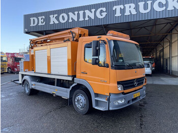 Truck with aerial platform Mercedes-Benz Atego 1218 Only 58.000 km !!! Wumag hoogwerker 14,5 m: picture 1