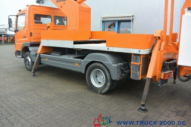 Truck with aerial platform Mercedes-Benz Atego 815 Ruthmann T170 17m seitl. Auslage 12m: picture 3