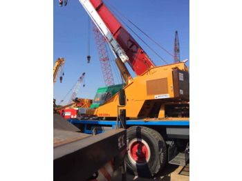 KATO KR35H-III - Mobile crane