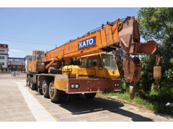 KATO KTA NK500E-V on chassis NK500E - Mobile crane