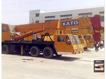Kato NK450E （Not original OEM） - Mobile crane