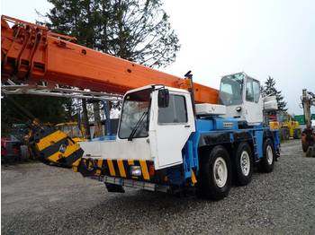 Mobile crane Liebherr LTM 1040