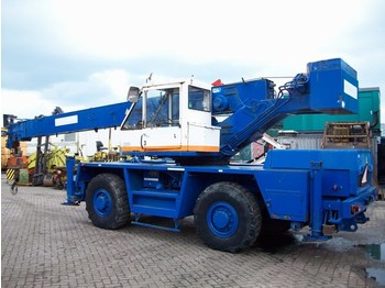 PPM A 230 - Mobile crane
