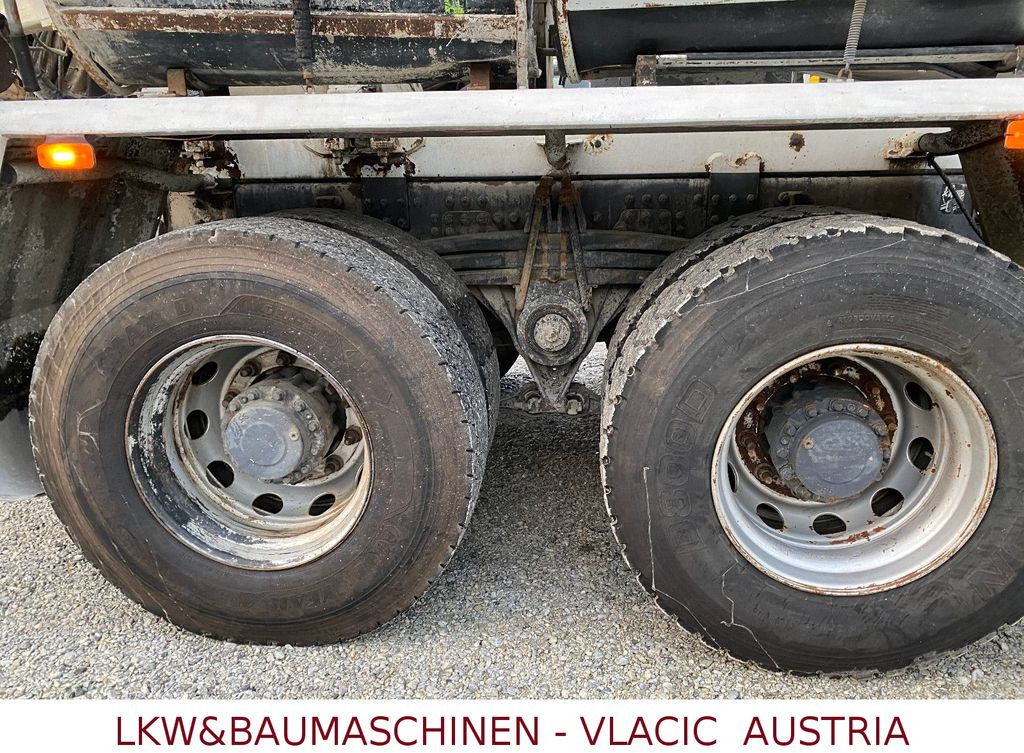 Concrete mixer truck Renault Kerax 410 ( Österreich LKW ): picture 5