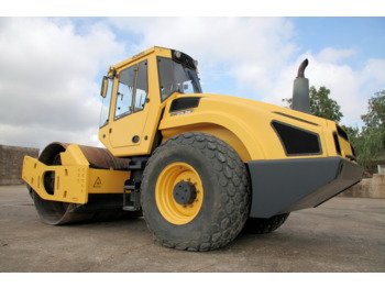 BOMAG BW213DH - Roller