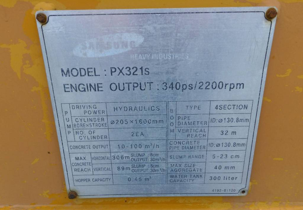 Concrete pump truck Samsung PX321S: picture 9