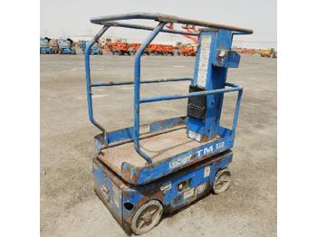 Scissor lift UpRight TM12