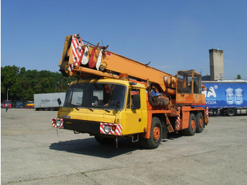 Mobile crane Tatra 815 AD28 6x6: picture 1