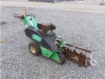 DITCH WITCH 1030 Walk Behind - Trencher
