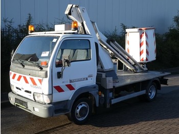 Nissan Cabstar  120 hoogwerker 10 mt - Truck with aerial platform