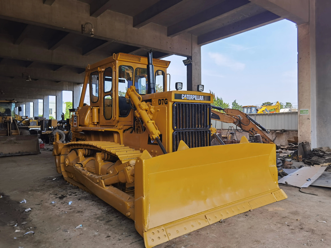 Bulldozer Used Caterpillar CAT D7G Japan made used Caterpillar Bulldozer CAT D5G D5H D5K D5M Dozers for sale: picture 5