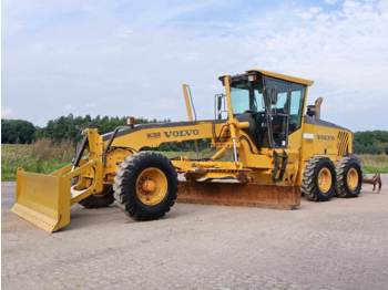 Grader Volvo G940 (Ripper / Front Blade / Good tyres!!): picture 1