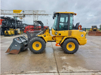 Wheel loader VOLVO