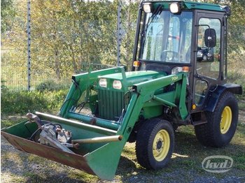 John-Deere 955 4WD Traktor med lastare och skopa -94  - Wheel loader