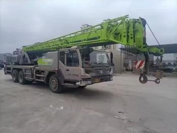 Mobile crane ZOOMLION