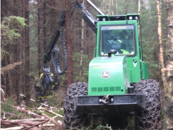 John Deere 770 D hogstmaskin - Forestry harvester