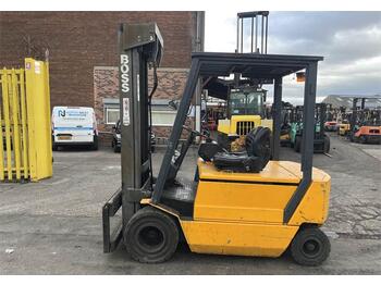 Electric forklift 300: picture 1
