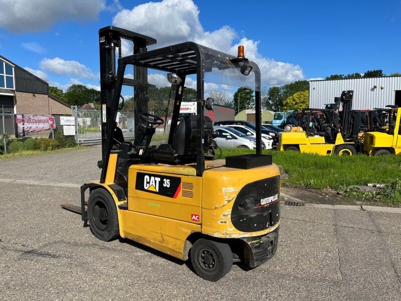 Electric forklift Caterpillar EP35K-PAC: picture 6