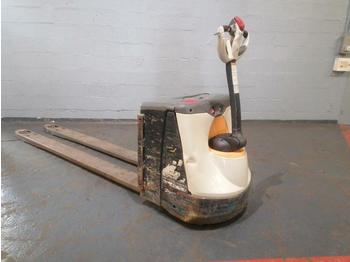 Pallet truck Crown WP3020: picture 1