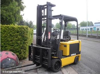 Caterpillar EC30K - Forklift