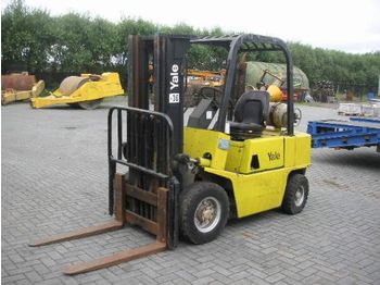 Yale 2.5 ton LPG triplo - Forklift