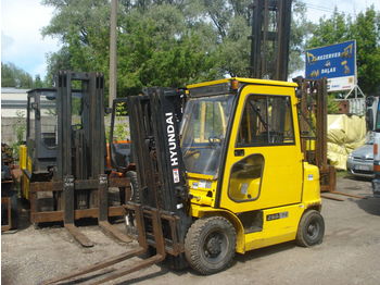 Forklift HYUNDAI 25D-7E: picture 1