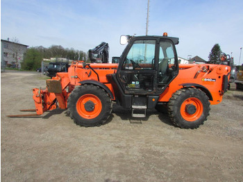 Telescopic handler JCB