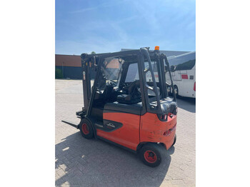 Electric forklift LINDE E