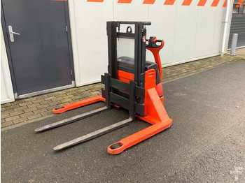Stacker Linde L12AS: picture 1