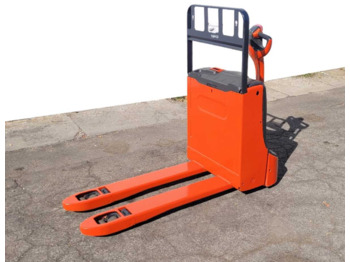 Pallet truck LINDE T16