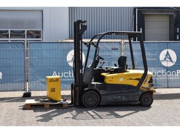 Electric forklift OM XE30: picture 1