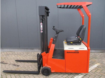 Electric forklift