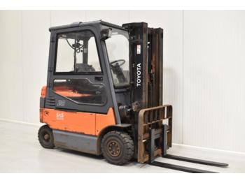 Diesel forklift TOYOTA 7FBMF20: picture 1