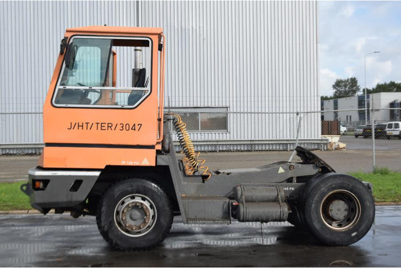 Terminal tractor Terberg YT220: picture 5