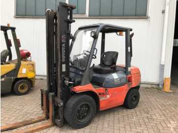 Forklift Toyota 62-7 FDF 30: picture 1