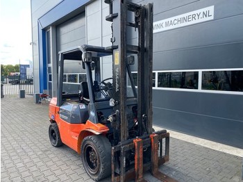 Forklift Toyota 62-7 FD 30: picture 1