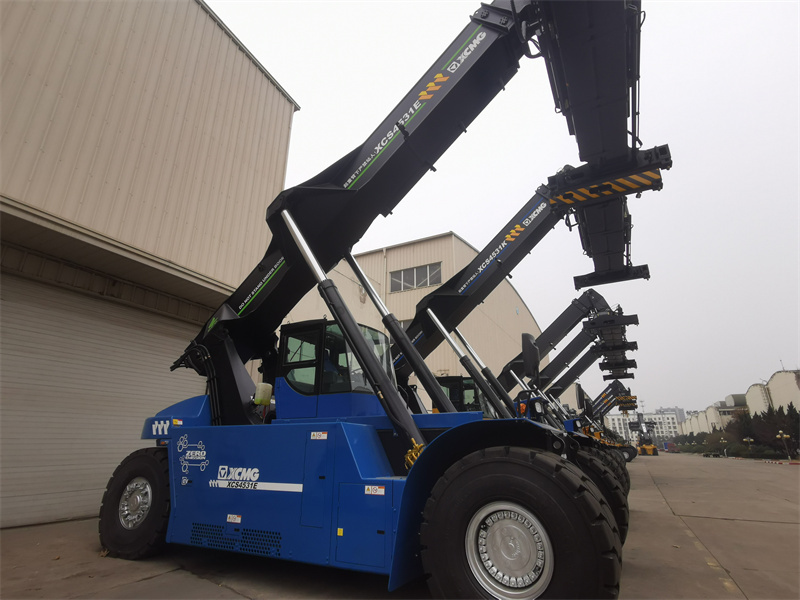 New Reach stacker XCMG Official 45 Tons Pure Electric Container Reach Stacker XCS4531E Reach Stacker Crane Forklift: picture 3